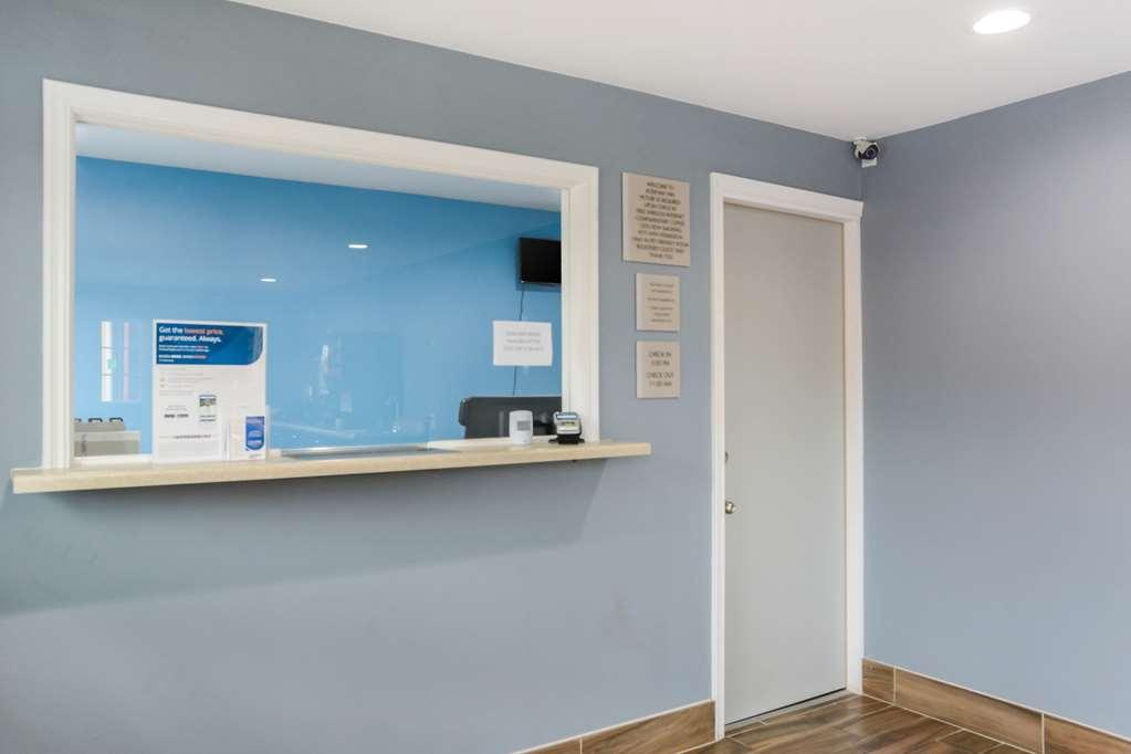 Mini-hôtel Rodeway 2*